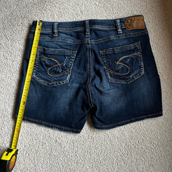 Silver Jean Shorts 32 - Picture 2 of 3